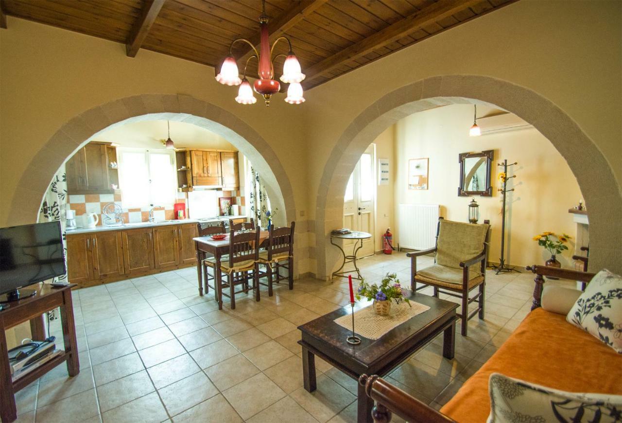 Helianthos Villas Douliana Extérieur photo